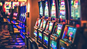 scater live casino table games with real dealers on screen